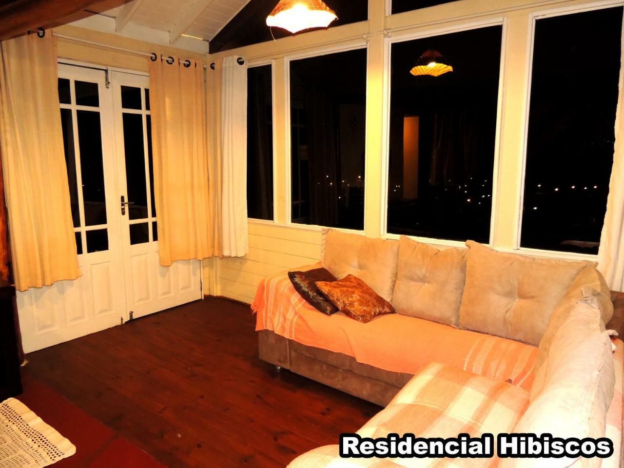 فيلا Residencial Hibiscos - Vista Mar غاروبابا المظهر الخارجي الصورة